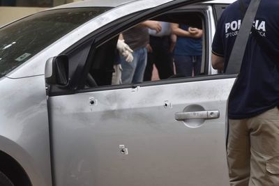 Giuzzio se “aferra” al cargo y senador dice que se pasó evitando respuestas - Nacionales - ABC Color