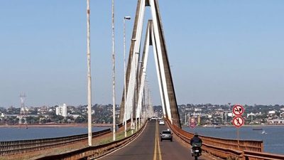 Habilitarán paso fronterizo Encarnación-Posadas - Megacadena — Últimas Noticias de Paraguay