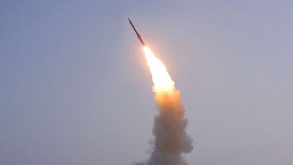 Corea del Norte lanza proyectil no identificado al mar de Japón