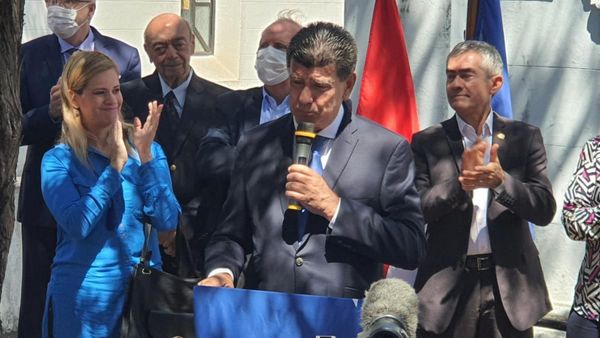 Efraín plantea chapa opositora única para presidencia y Senado