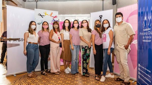 Pink Power Collection: Moda que salva