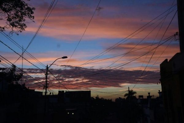Clima fresco a cálido y parcialmente nublado para este martes, según Meteorología - Noticiero Paraguay