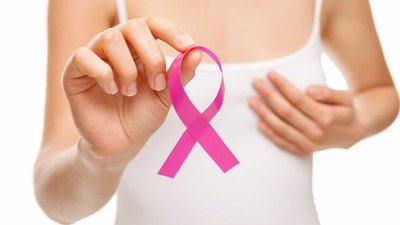 Octubre rosa: Detección precoz del cáncer de mama tiene 90% de probabilidad de cura