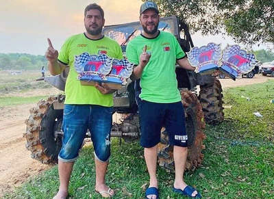 Dupla esteña gana fecha del campeonato 4×4 en Carapeguá