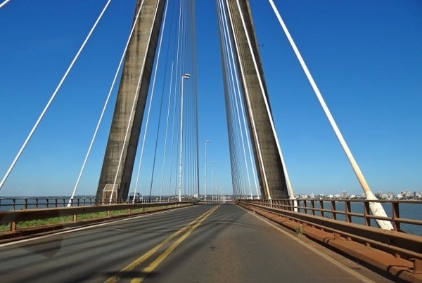 Oficial: Frontera entre Encarnación y Posadas se encuentra habilitada