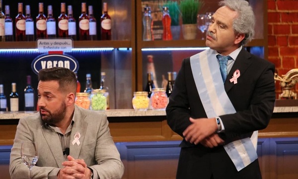 El “presidente de Argentina” visitó el bar y terminó llorando | Telefuturo