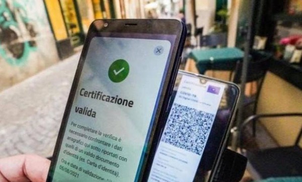 Italia planteó que podría flexibilizar el "pase verde" si llega al 90% de la población inmunizada - .::Agencia IP::.