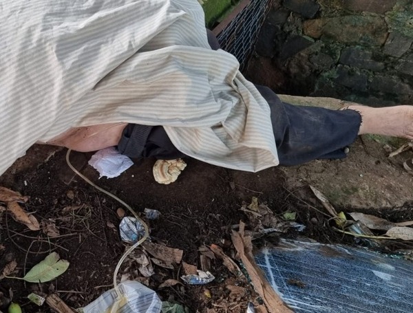 Fue dado de alta y murió horas después en inmediaciones del hospital