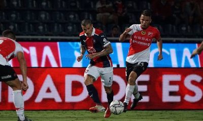 ¿Quién es el lateral derecho titular? Arce aclara quién es el dueño del puesto