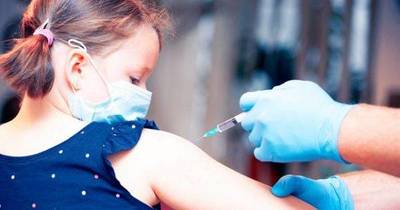 La Nación / Autorizan vacunar contra el COVID a niños de 6 a 11 años