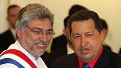 Fernando Lugo recibía plata de Hugo Chávez, afirman