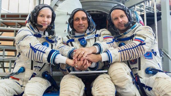 Filme en el espacio era imposible de hacer en la Tierra, según su realizador
