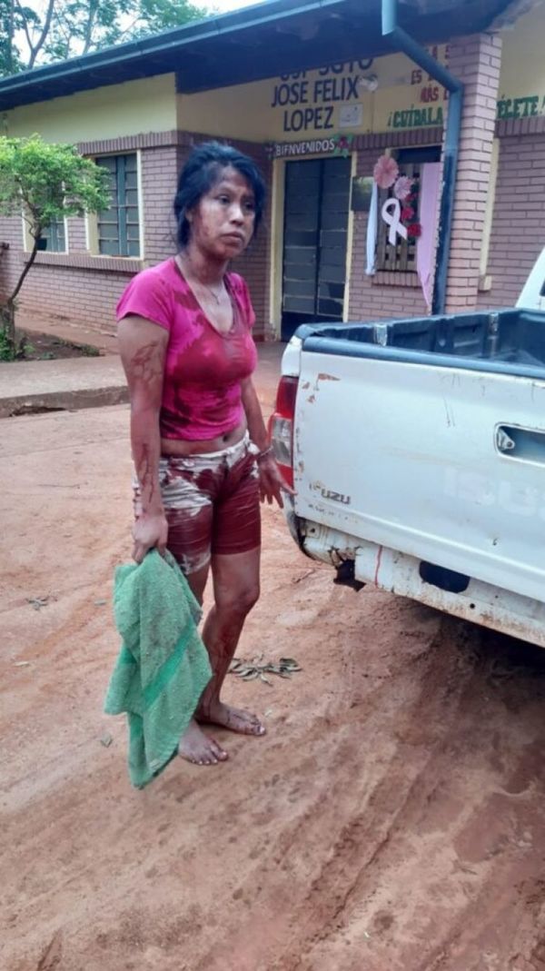 Una joven indígena acuchilla a su pareja en Puentesiño