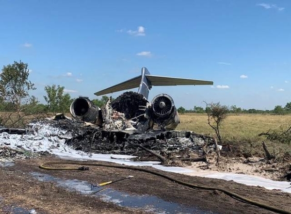 Diario HOY | Un avión se estrella en EEUU y sobreviven las 21 personas a bordo