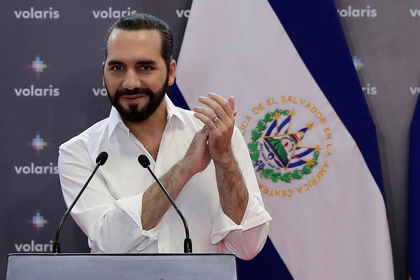 La mexicana Volaris opera con la bandera de El Salvador y aceptará bitcóin - MarketData