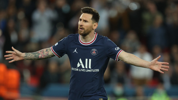 PSG se impone y el City no le pierde la pisada