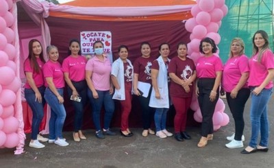 Realizan charlas educativas en el marco de “Octubre Rosa”, en el lago