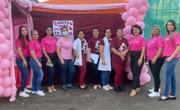  Realizan charlas educativas en el marco de “Octubre Rosa”, en el lago