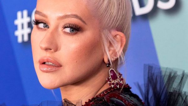 Christina Aguilera canta en español con Becky G, Nicki Nicole y Nathy Peluso