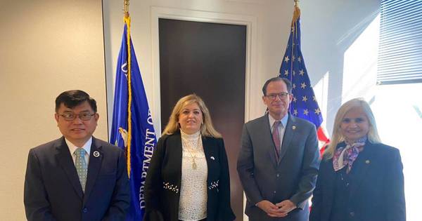 La Nación / Sandra Quiñónez mantuvo reunión con máxima autoridad de la DEA en Washington