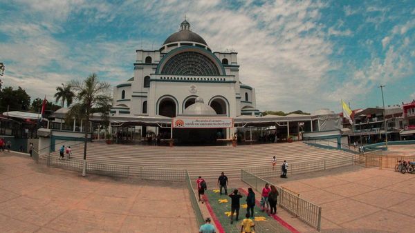 Instan a vacunarse y extremar cuidados ante proximidad de la festividad de Caacupé