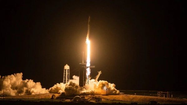 NASA y SpaceX aplazan un día despegue de tercera misión comercial tripulada