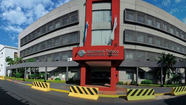 Funcionarios del Ministerio Público harán huelga contra recorte