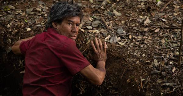 La Nación / “Matar a un muerto” compitió en festival argentino de cine político