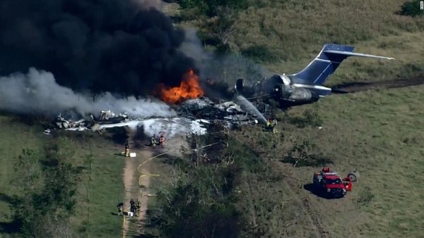 Crónica / [VÍDEO] ¡MILAGRO! Un avión se cayó y explotó pero ¡todos los pasajeros quedaron ilesos!
