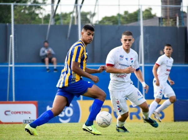 Cuatro victorias y un empate en la fecha 12 en la Reserva - APF