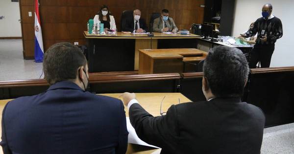 La Nación / Se suspendió juicio oral del diputado Tomás Rivas por tratamiento oncológico