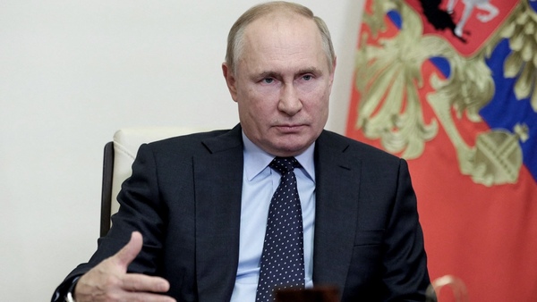 Putin autorizó una semana no laborable en Rusia ante el fuerte avance del coronavirus - .::Agencia IP::.