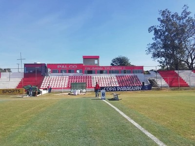 Diferencias económicas impidieron que Passarella entrene al General de JLM · Radio Monumental 1080 AM