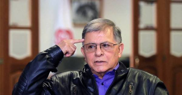 La Nación / “Ya no queremos ser acosados por las autoridades del exterior”, dijo Granda a su llegada a Colombia
