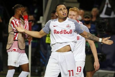 Okafor asienta al Salzburgo en el liderato del Grupo G - Fútbol Internacional - ABC Color