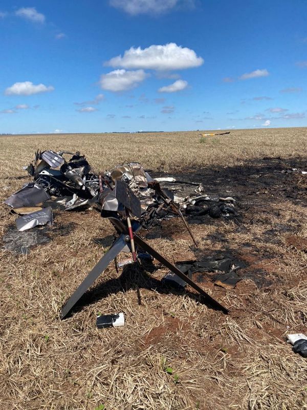 Helicóptero cargado de cocaína empaquetada cayó en una estancia en Ponta Porá