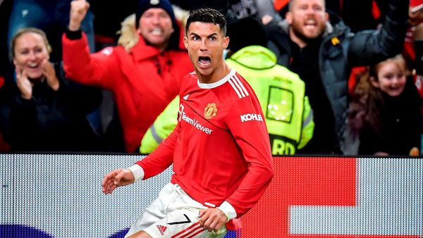 El Manchester United y Cristiano apagan un incendio