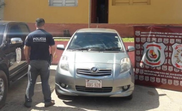 Recuperan auto hurtado en Foz, tras tenaz persecución