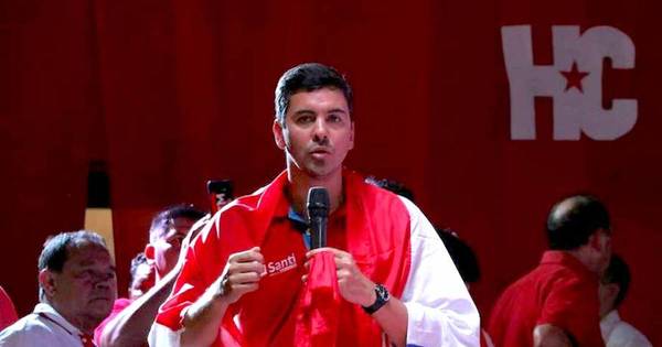 La Nación / Santiago Peña confirma su precandidatura para el 2023