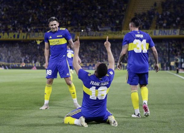 Boca Juniors vence a Godoy Cruz y sigue en la pelea