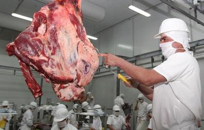 Reducirán precios de la carne, tras acuerdo entre frigoríficos, supermercadistas y el MIC