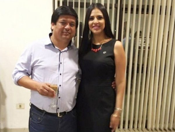Diputado asegura que su esposa rectificó declaración ante la SET por irregularidades · Radio Monumental 1080 AM