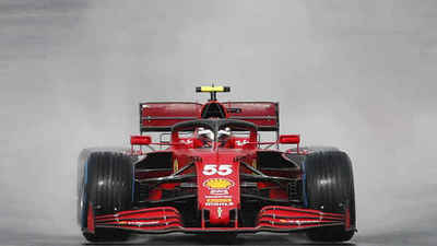 Carlos Sainz firmó el contrato con Ferrari en pijama - El Independiente