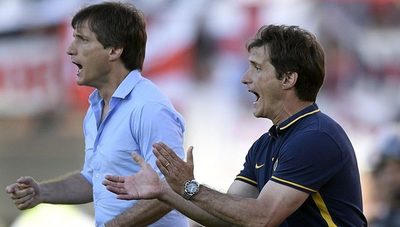 Guillermo Barros Schelotto, séptimo técnico argentino de la Albirroja