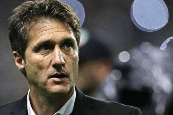 Guillermo Barros Schelotto es nuevo técnico de la albirroja – Prensa 5