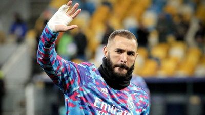 Fiscalía pide 10 meses de cárcel exentos de cumplimiento para Benzema