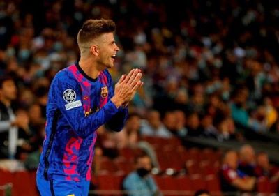 Piqué igualó el récord de Roberto Carlos