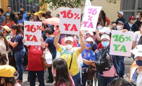 Diario HOY | Docentes proponen plan para recuperar clases perdidas a fin de evitar descuentos