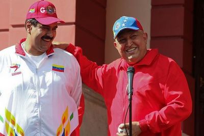 Maduro “conversa” con un caballo - Mundo - ABC Color