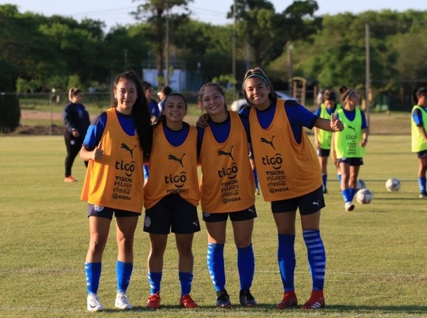 Listas para el primer amistoso - APF